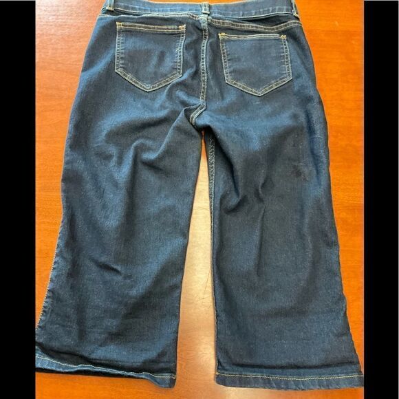 EUC Rafaella Weekend Jean Capris Size 6 #SS3 - Picture 3 of 6